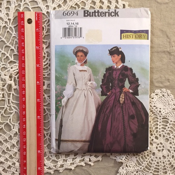 Victorian Era Style Costume Dress Pattern Unused - Picture 16 of 16